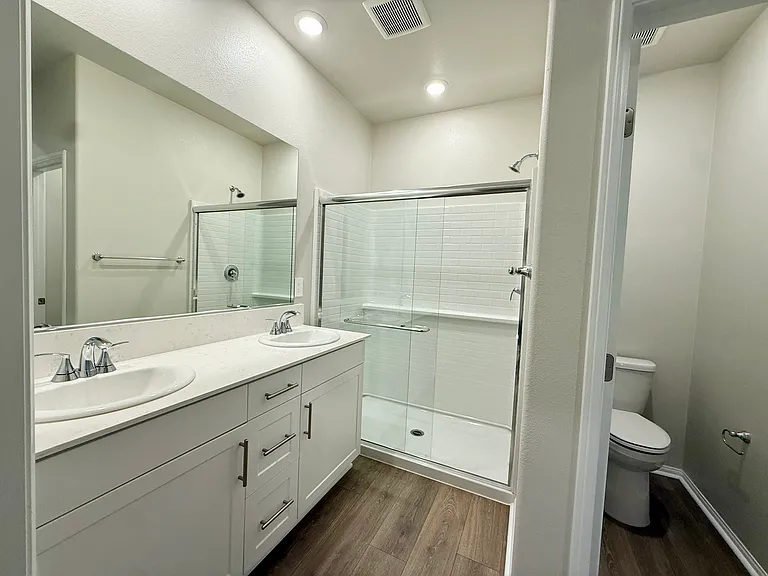 4889 Merida Way — Photo 33