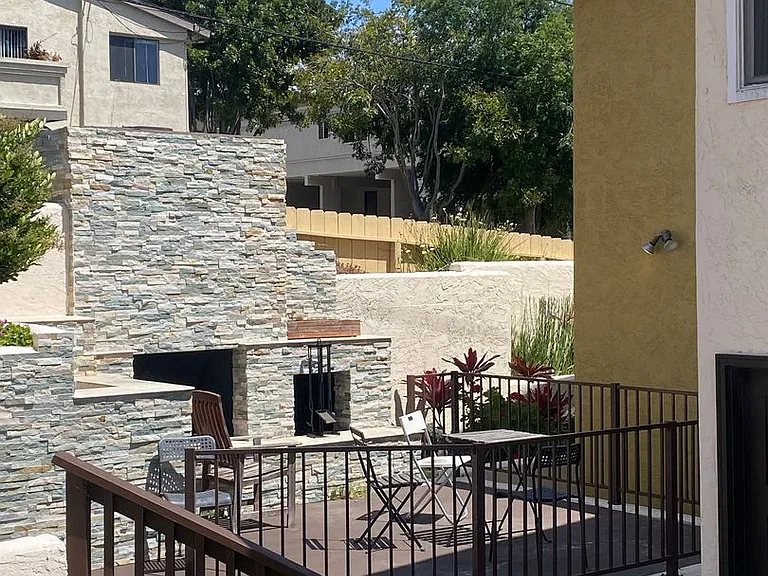 5765 Lauretta St — Photo 15