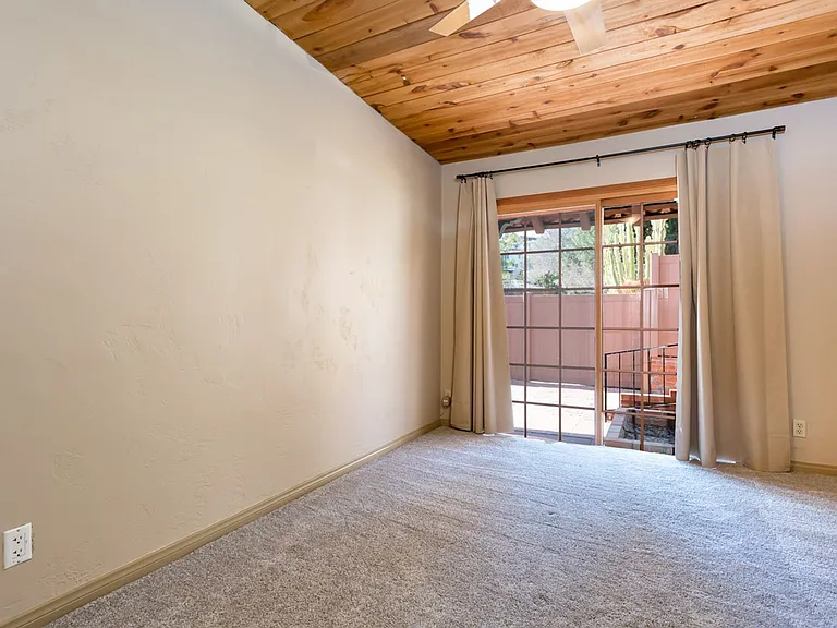8873 Golf Dr — Photo 24