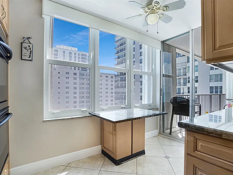 4280 Galt Ocean Dr #11J — Photo 27