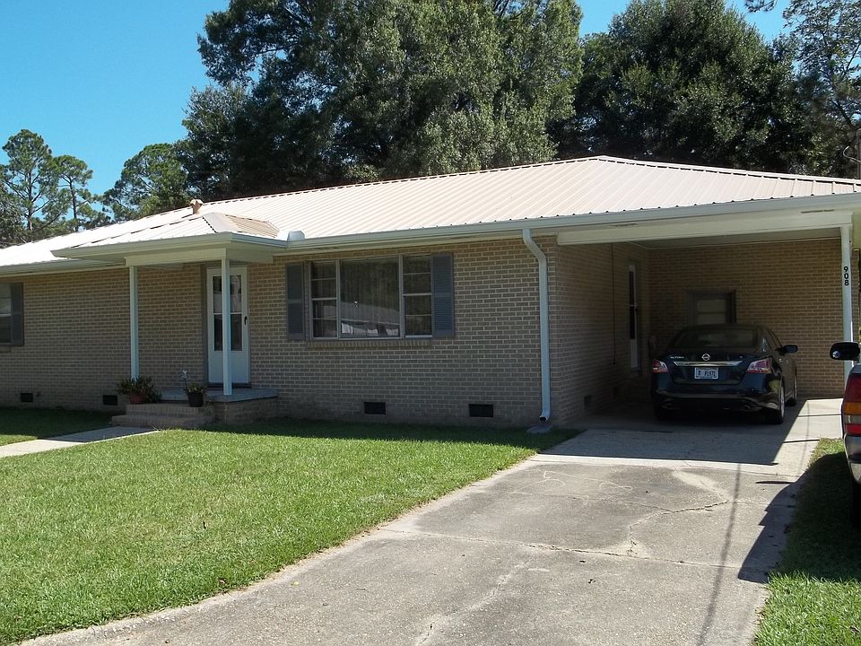 1st image of 908 Camellia Ct