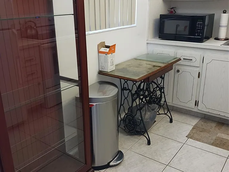 117 Brighton Dr E #117-C — Photo 2
