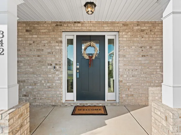 342 Creek Ridge Dr, Warner Robins, GA 31088
