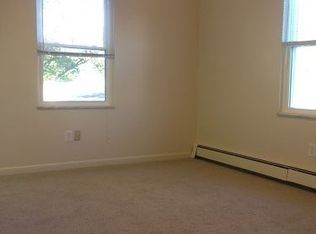 3733 Hillsboro Rd APT 8, Louisville, KY 40207