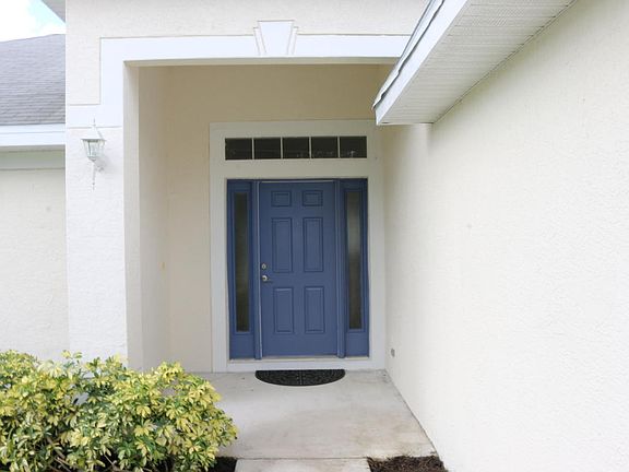 2nd image of 1544 SW California Blvd