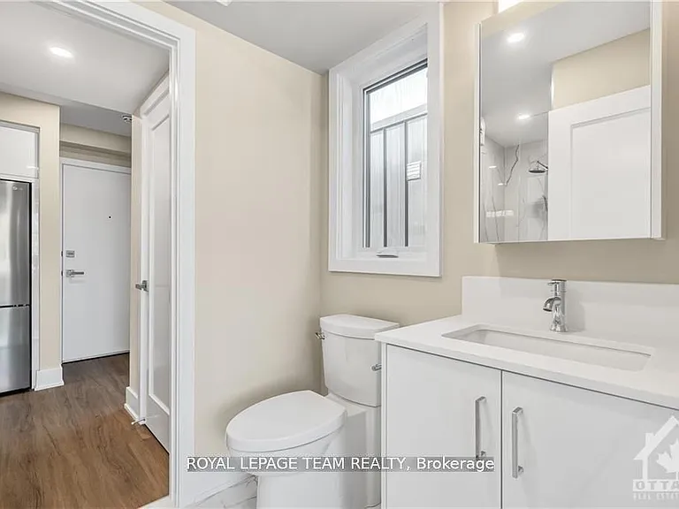 366 Winona Ave #5 — Photo 11
