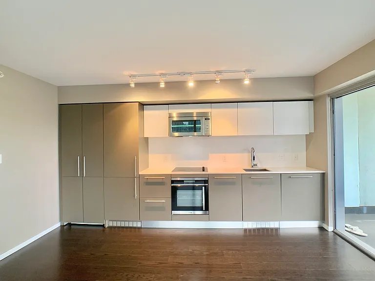 999 Seymour St #1607 — Photo 4