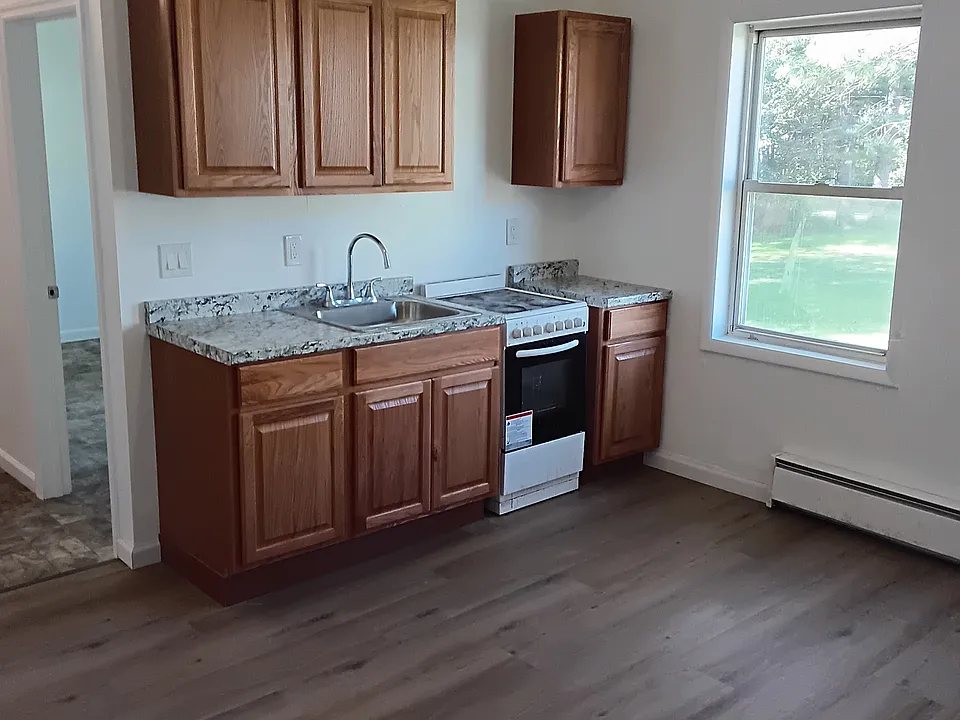 39 Hillside Ave #5