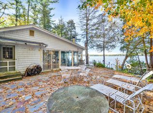 61 Lighthouse Ln, Manchester, ME 04351