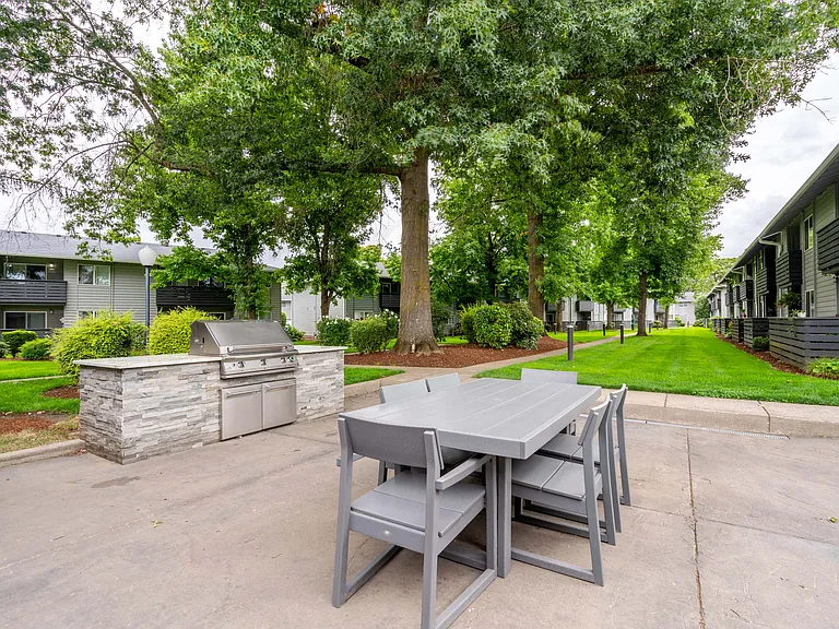 Courtyards at Cedar Hills — Photo 15