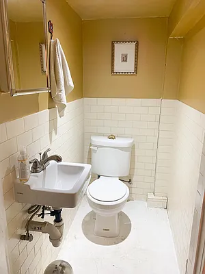 Rented by Ulas Real Estates Inc | media 45