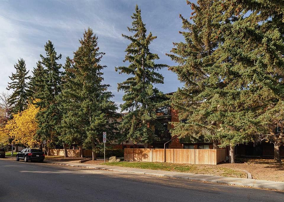 1st image of 1919 E 36th St SW #211