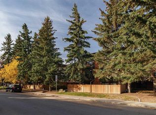 1919 E 36th St SW #211, Calgary, AB T3E 2Y8