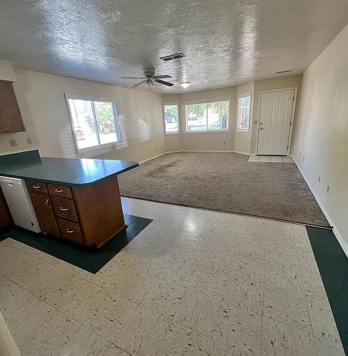 1st image of 757 L St APT 1