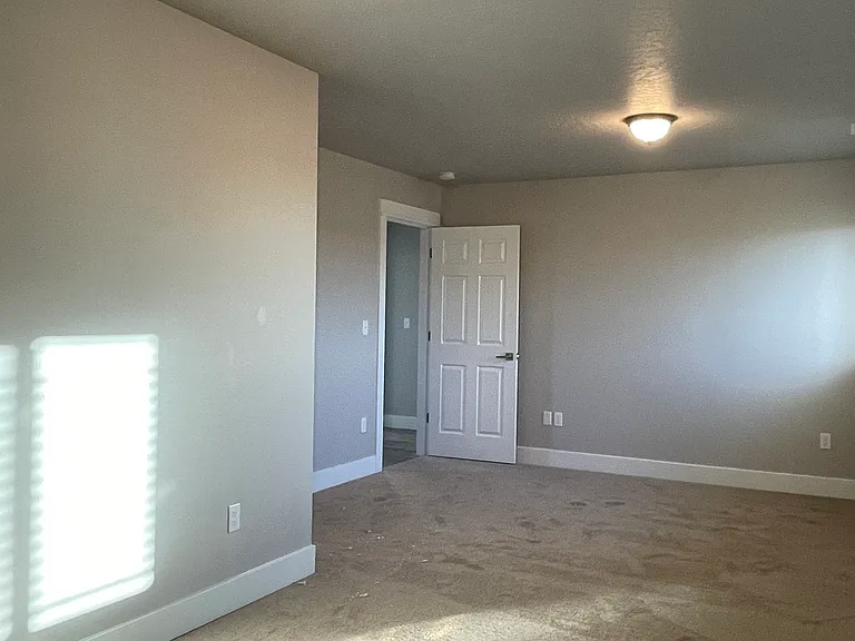 1252 NW Terre View Dr — Photo 12