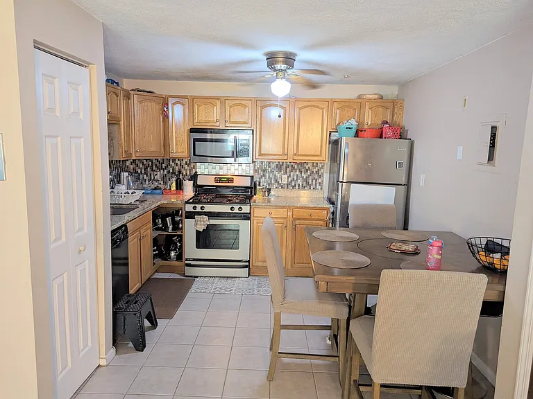 10 Kenmar Dr #40 — Photo 8