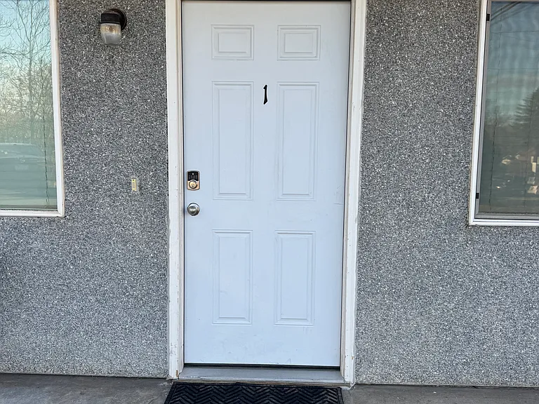116 E Dewberry Ave #1 — Photo 17