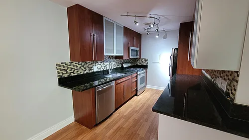 508 N Cass Ave #204 Photo 1 508 N Cass Ave #204 Photo 1