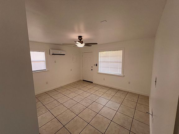 5th image of 107 Palm Ave E