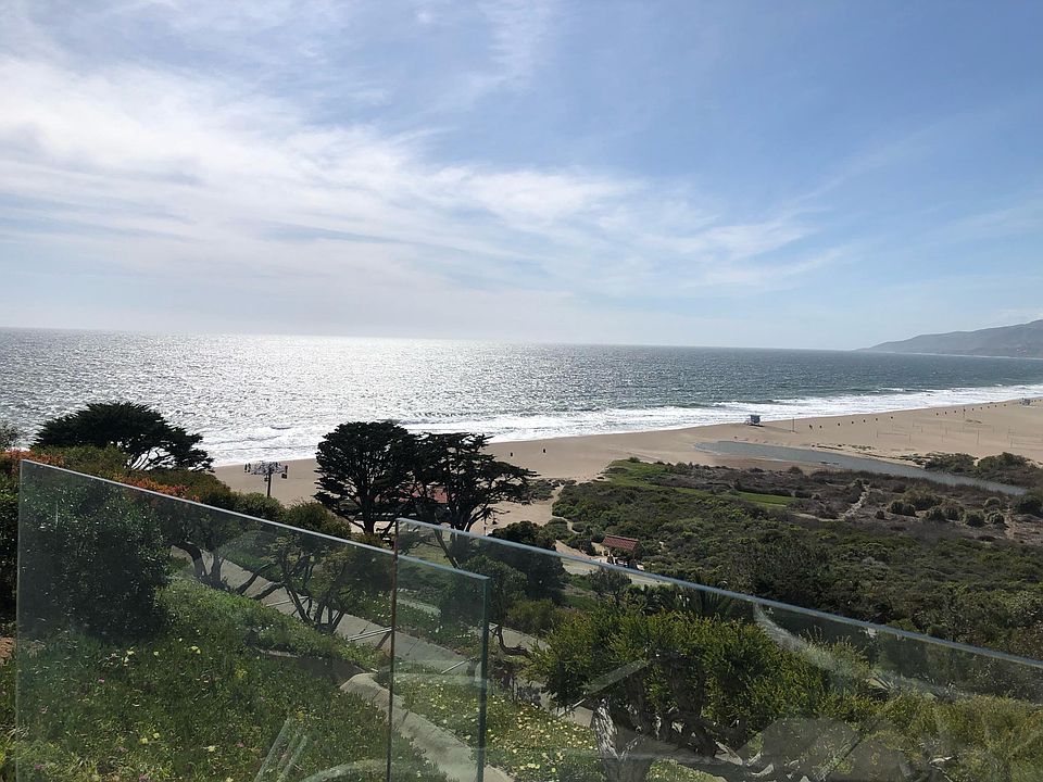 Patio view. Whitewater of Zuma Beach.