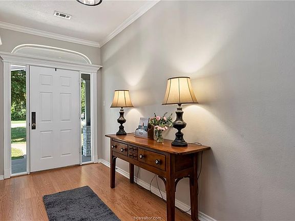 2nd image of 15865 Flagstone Ct