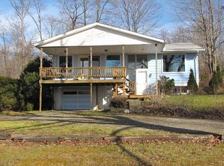 10472 Robinson Rd, Conneautville, PA 16406