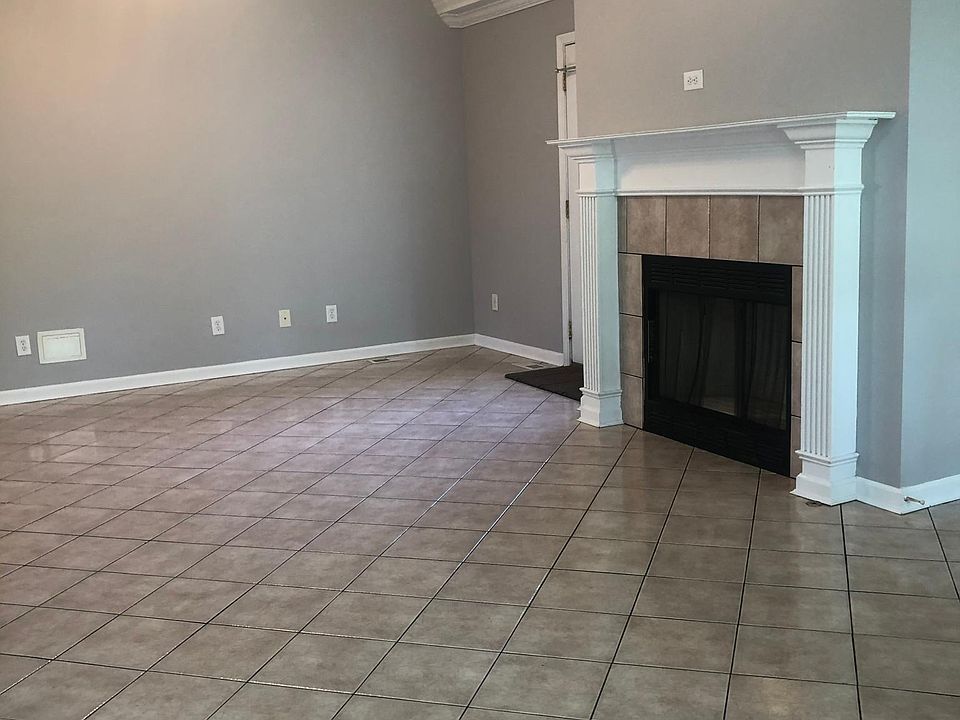 2nd image of 9424 Twin Branch Dr