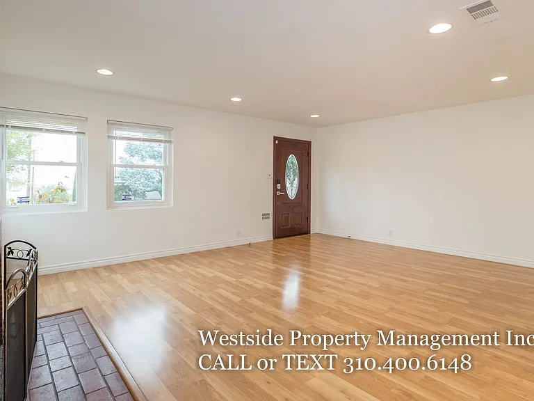 3515 Military Ave — Photo 3