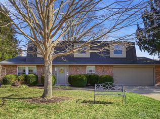 1800 Washington Creek Ln, Dayton, OH 45458