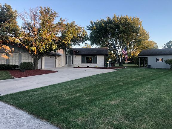 3rd image of 15447 Mulberry Ct
