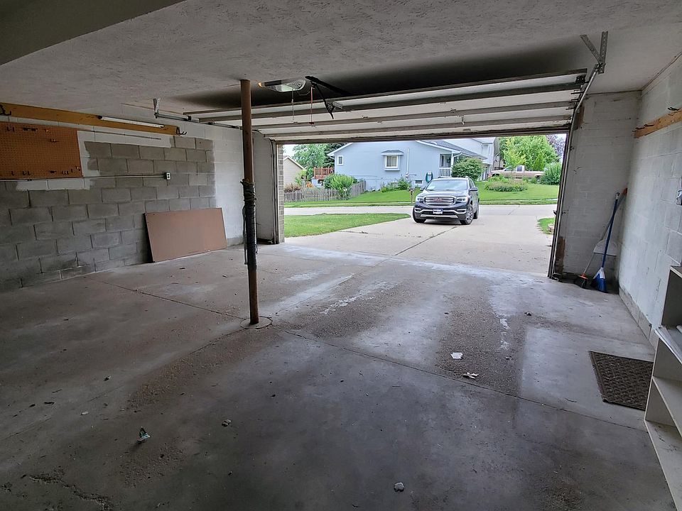 1st image of 7955 Vernon Ave