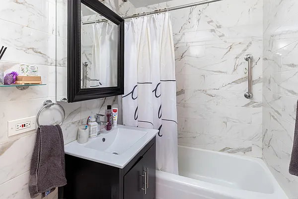 Rented by Keller Williams NYC | media 9