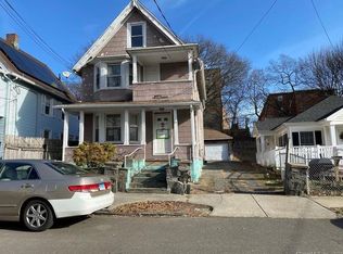62 White St, Bridgeport, CT 06610