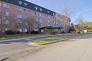 1st image of 5011 Valley Ln APT 203