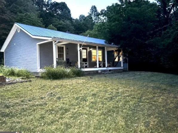 391 Rose Petal Ln, Ellijay, GA 30540