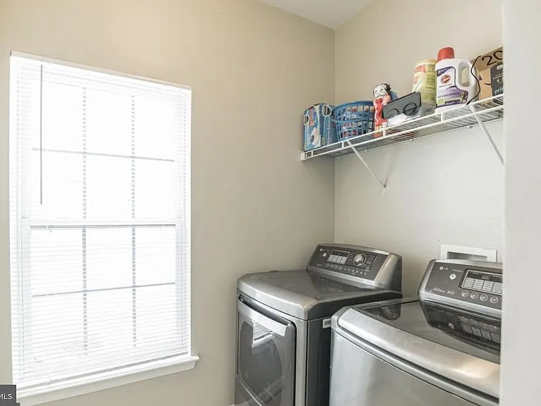 7011 Stone Inlet Dr — Photo 17