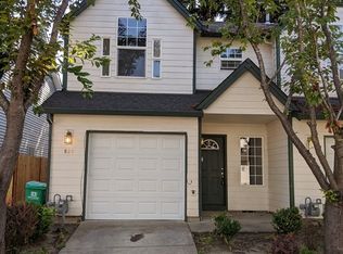 896 SE 193rd Ave, Portland, OR 97233
