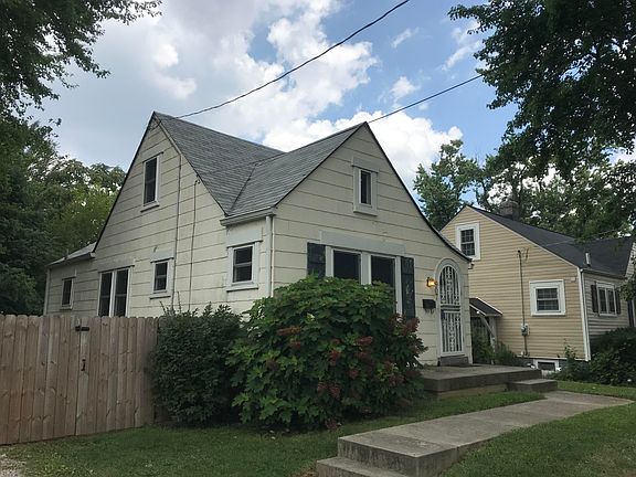 2nd image of 907 Hess Ln