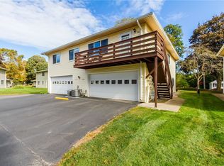 65 Lincoln Mills Rd, East Rochester, NY 14445