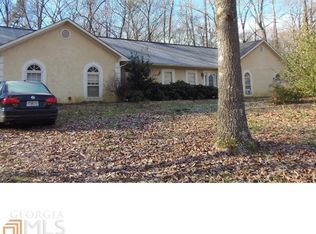 106 Greenbriar Trl, Lagrange, GA 30241