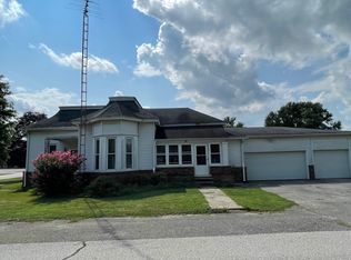 729 4th St, Plainville, IN 47568