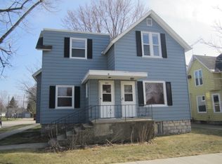 2803 Hall Ave, Marinette, WI 54143