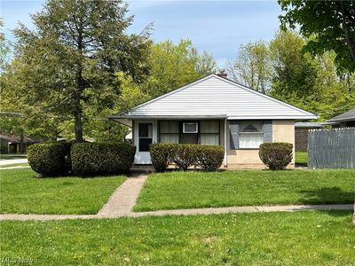 9178 Manorford Dr, Parma Heights, OH, 44130