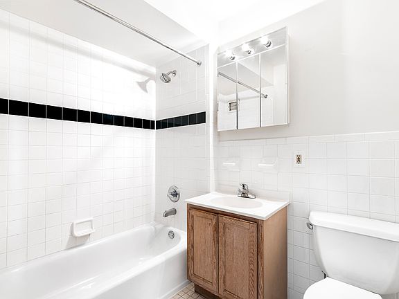 5th image of 287 Prospect Ave APT 6D