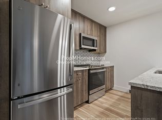 15948 Quarry Rd #B3, Lake Oswego, OR 97035