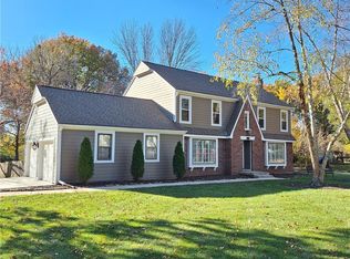 12818 Sagamore Rd, Leawood, KS 66209