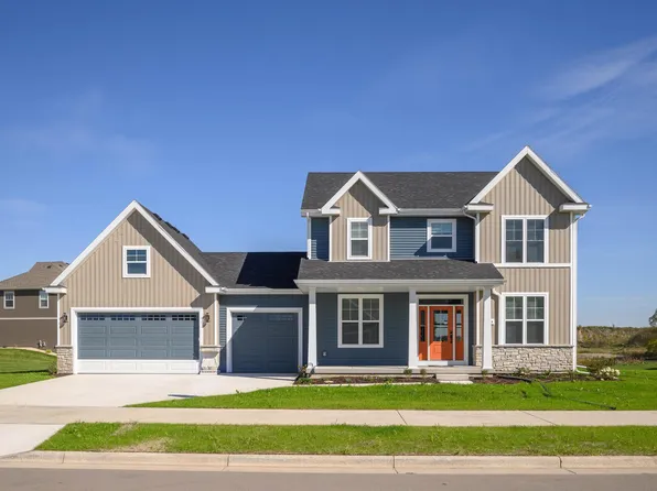 1876 Waverly Way, Sun Prairie, WI 53590