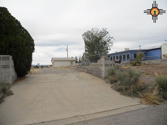 5th image of 412 N Magnolia St