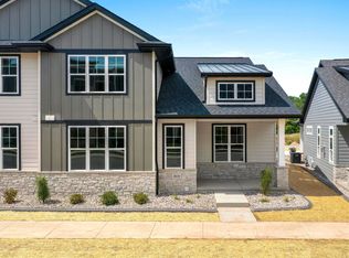 2820 Elm Tree Hl, Green Bay, WI 54313