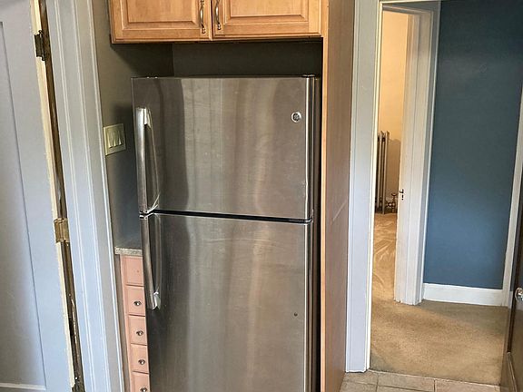 4th image of 13899 Clifton Blvd APT 2